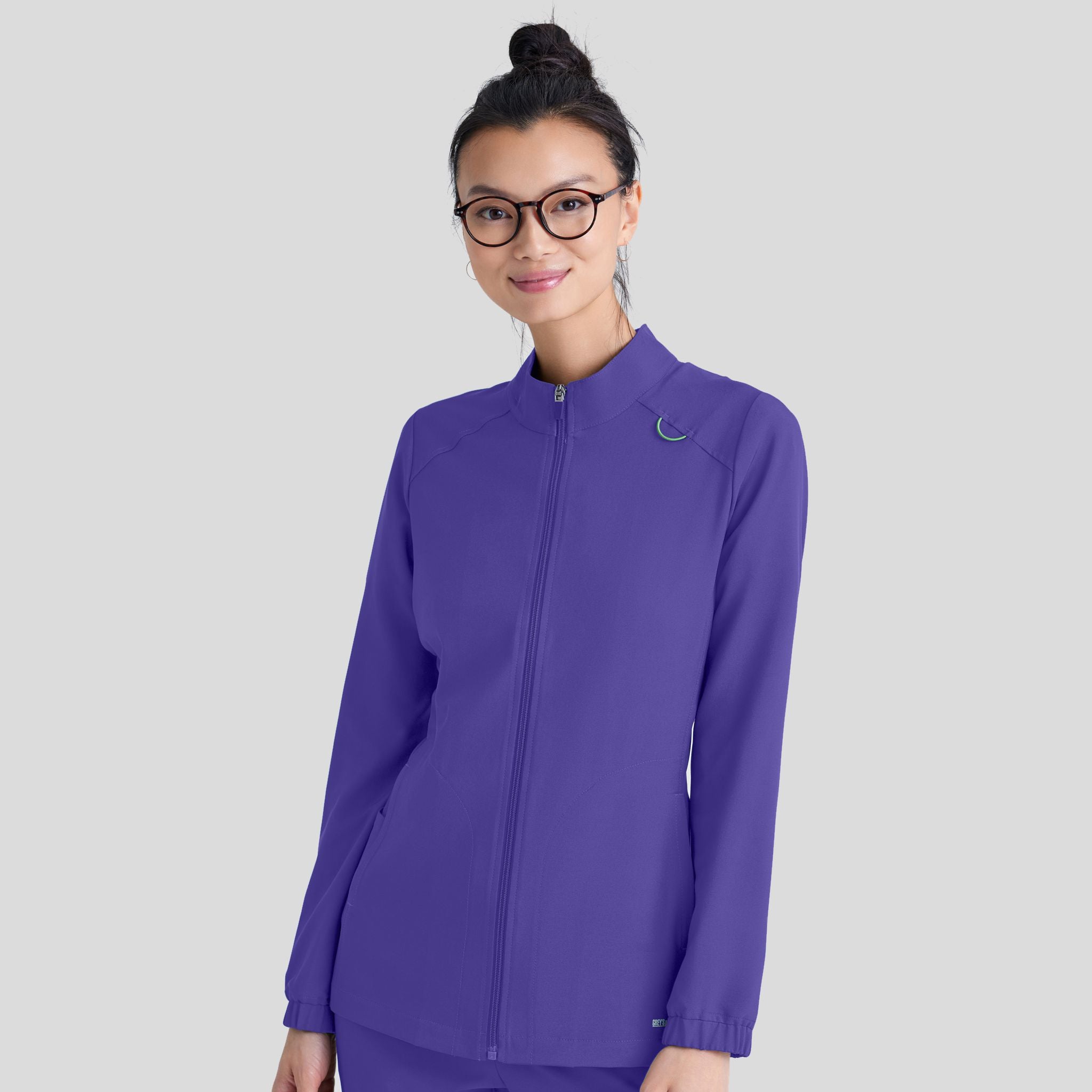 Virtue Warm-up Scrub Jacket | New Grape