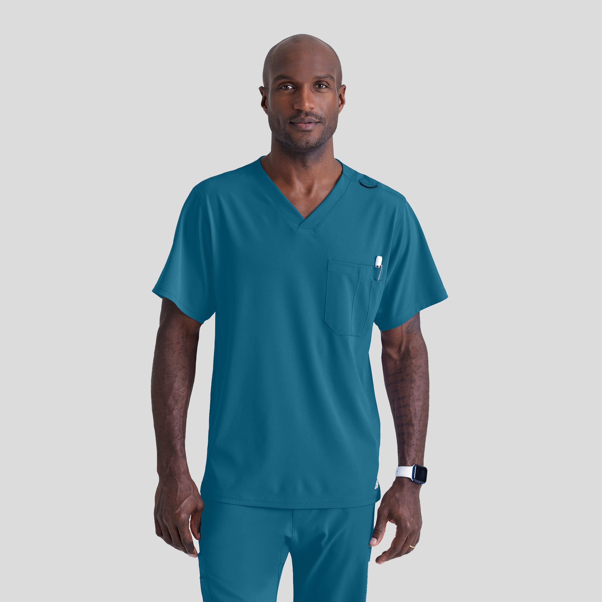 Men's Structure 1-Pocket V-Neck Scrub Top | Bahama