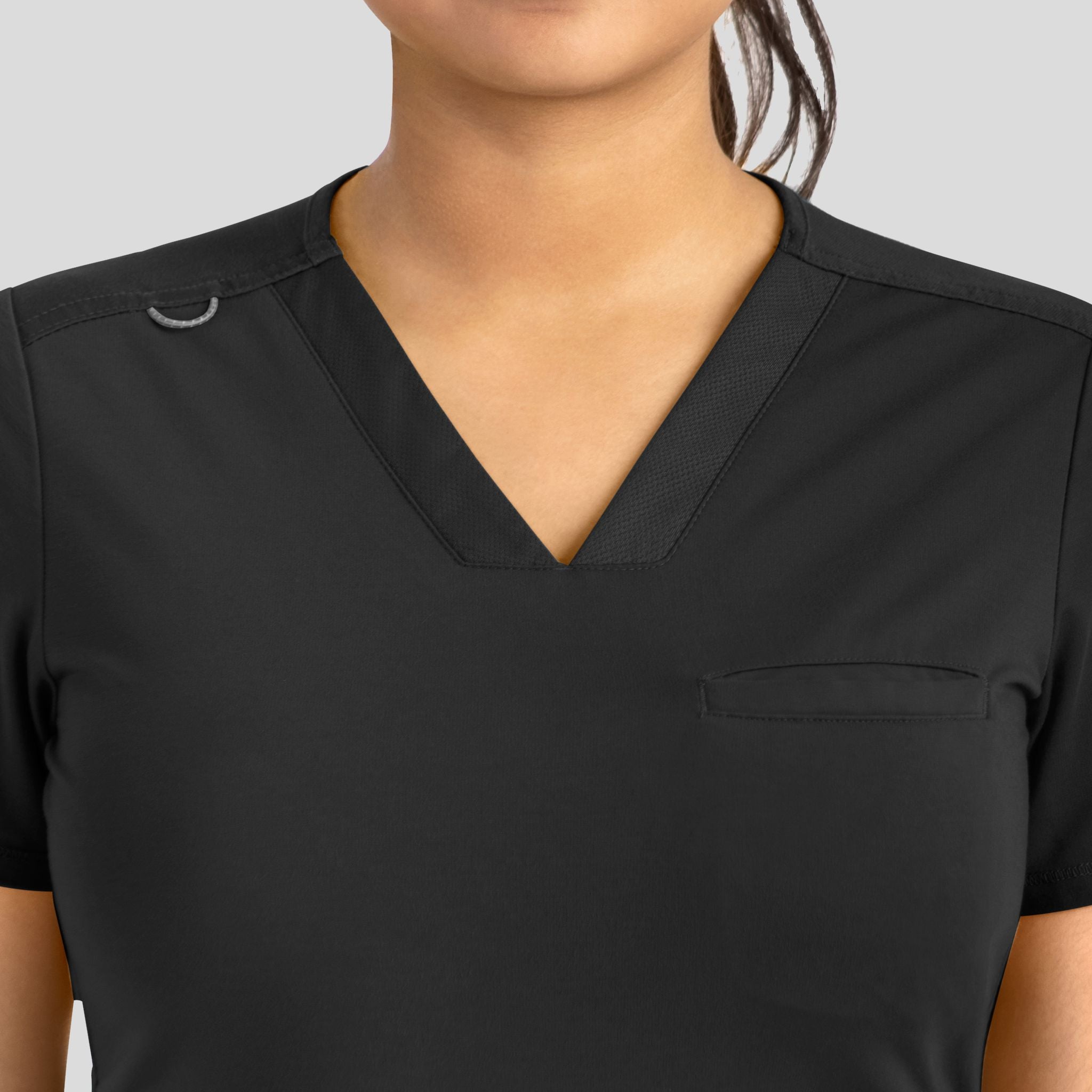 Maevn_Focus_20301_Black_front_detail