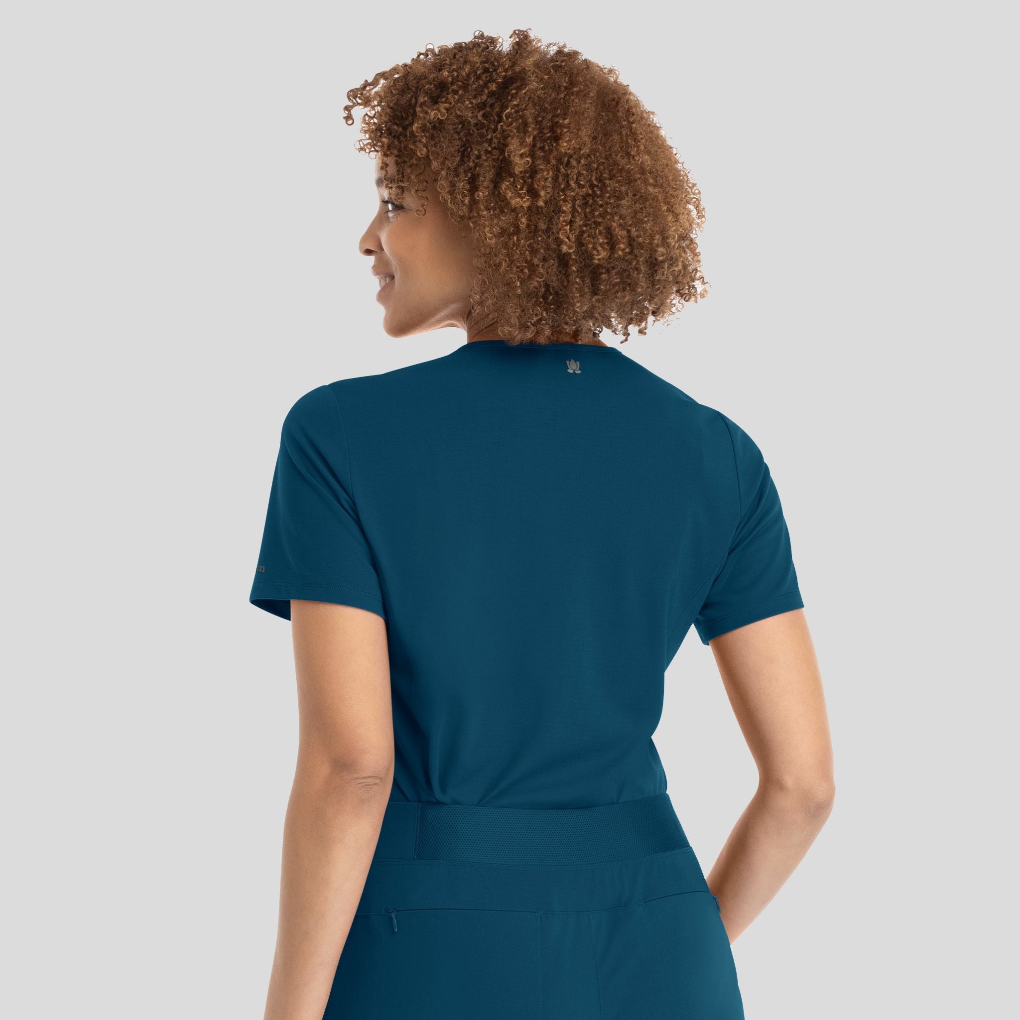 Maevn_Focus_20301_caribbean_back