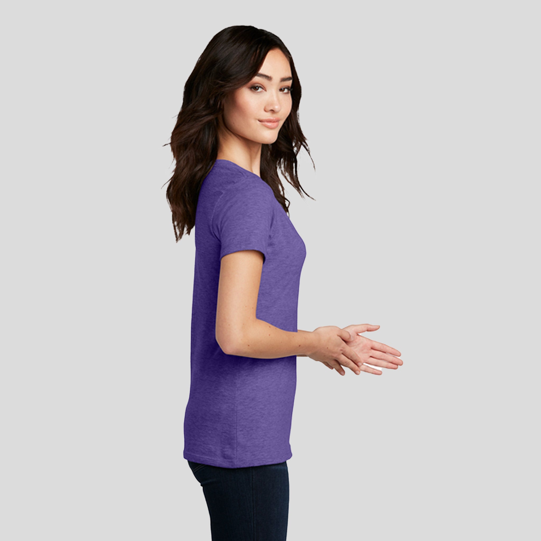 Womenโs Perfect Blendยฎ CVC V-Neck Tee | Heathered Purple