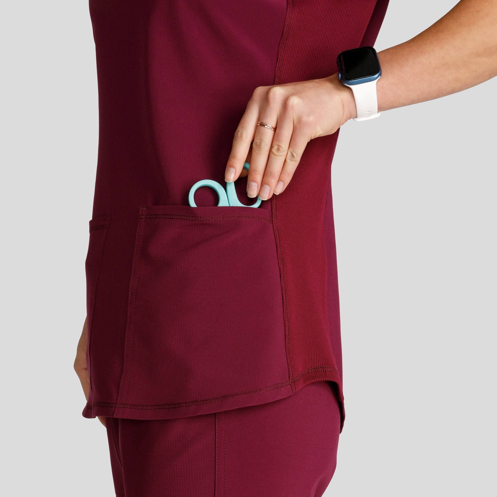 CHEROKEE_ck749a_wine_pocket