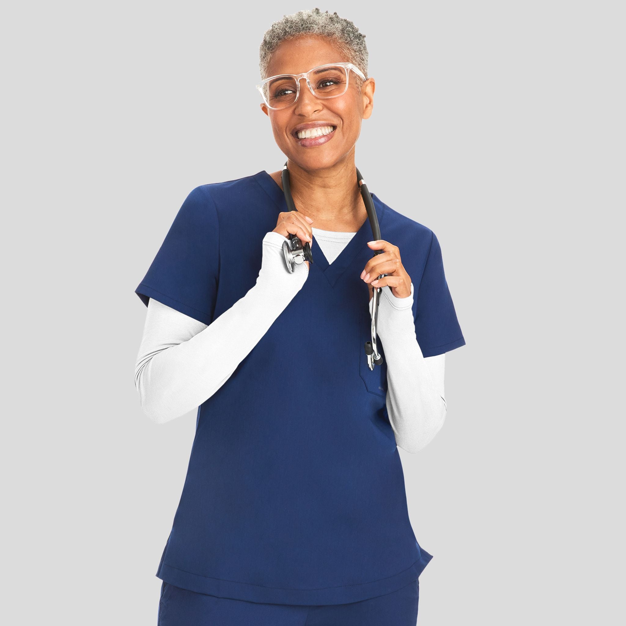 HealingHandsSoulfulScrubs_5051_white_detail