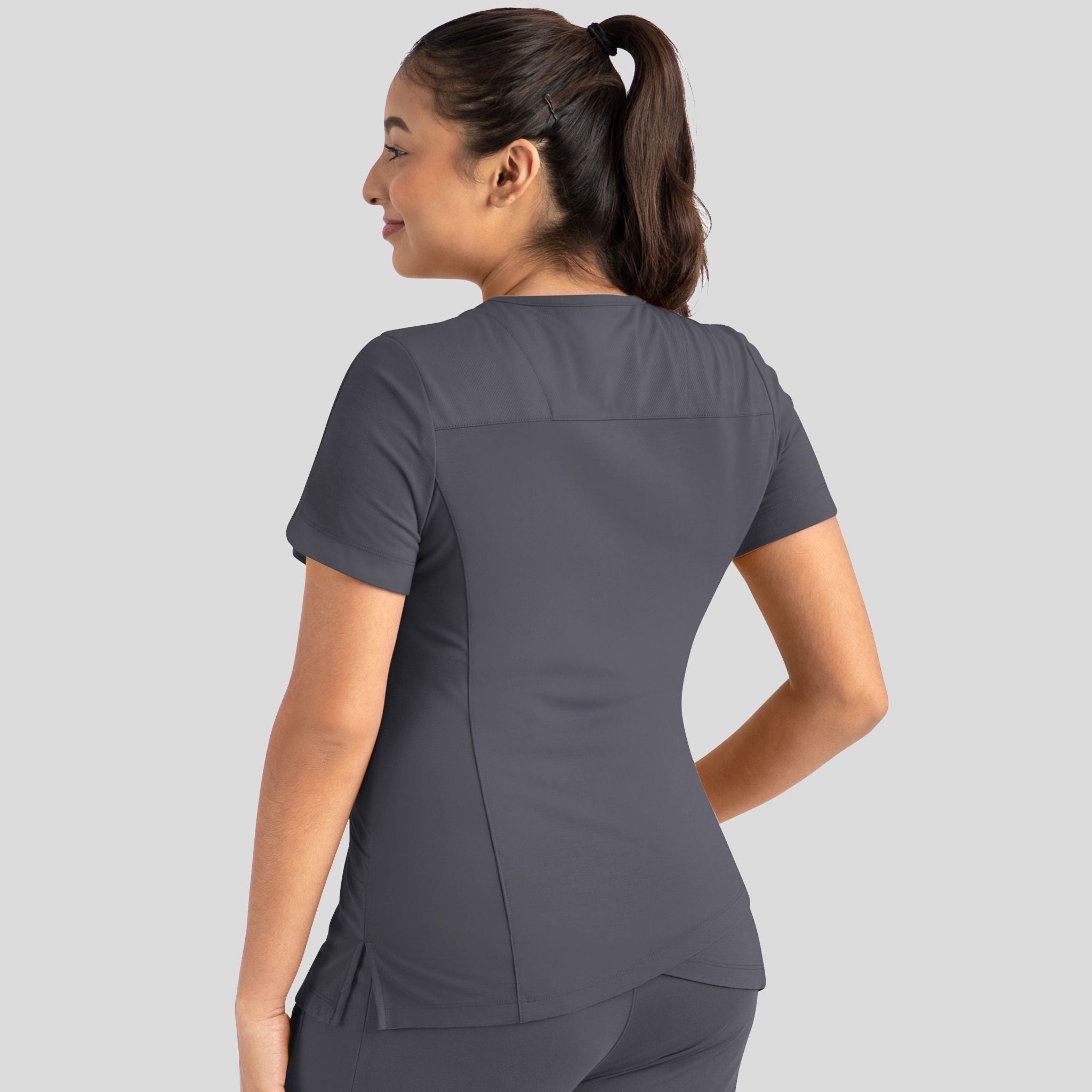 Maevn_Focus_20302_pewter_back