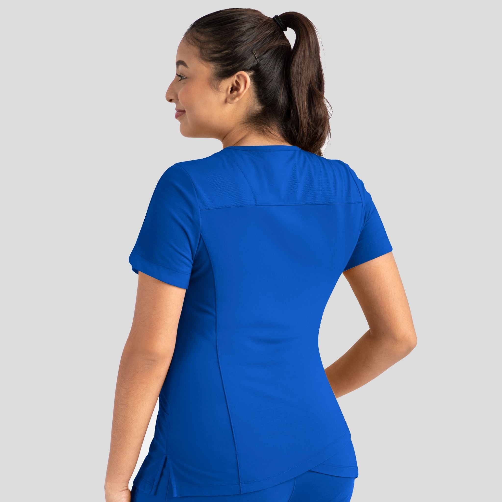 Maevn_Focus_20302_royal_back