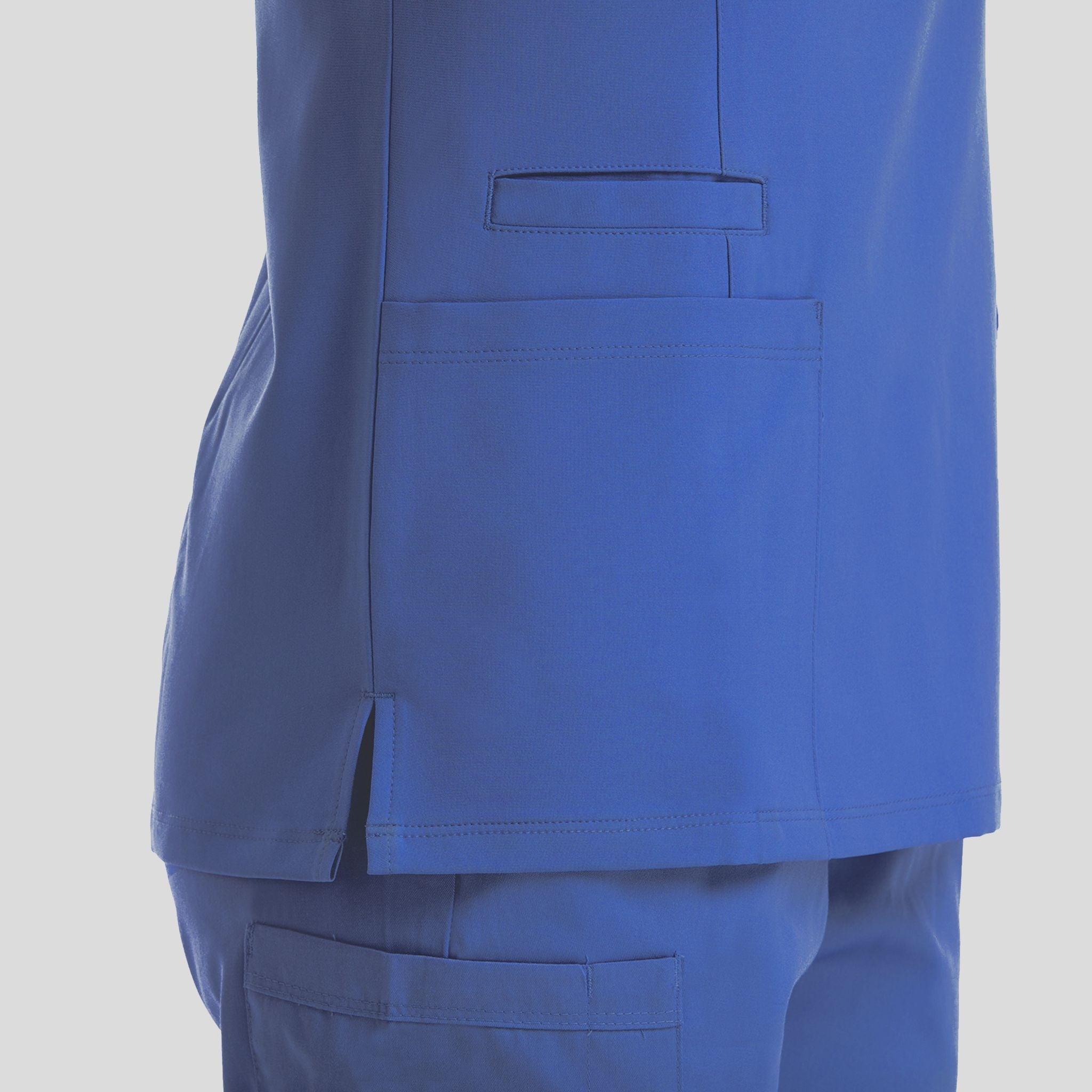 Maevn_Momentum_5001_royal_detail